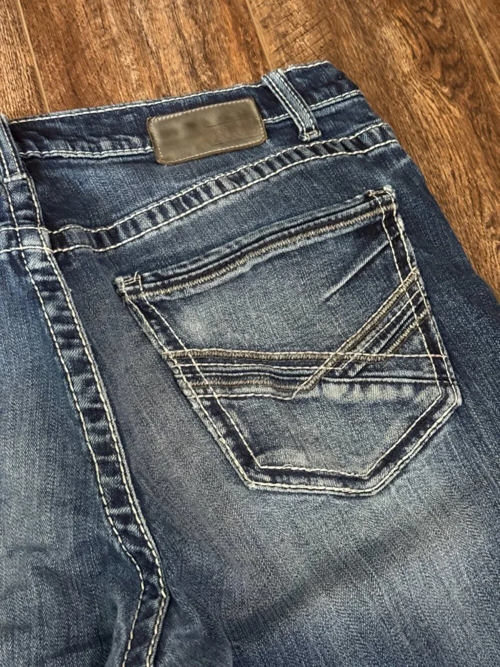 BKE Tyler Straight Leg Dark Wash Denim Jeans Thick Stitch Size 34L